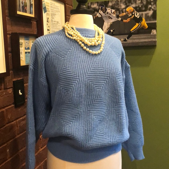 80’s Vintage Cuddle Knit Sweater - Picture 2 of 12